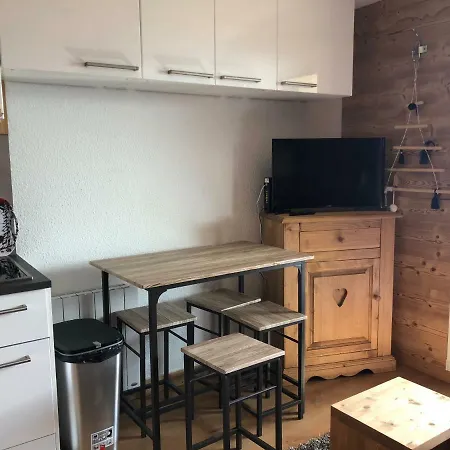Studio 4 Personnes Alpe D Huez Appartement *